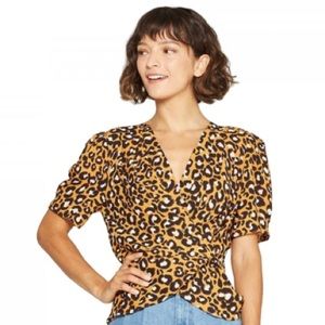 LEOPARD DEEP V-NECK WRAP TOP